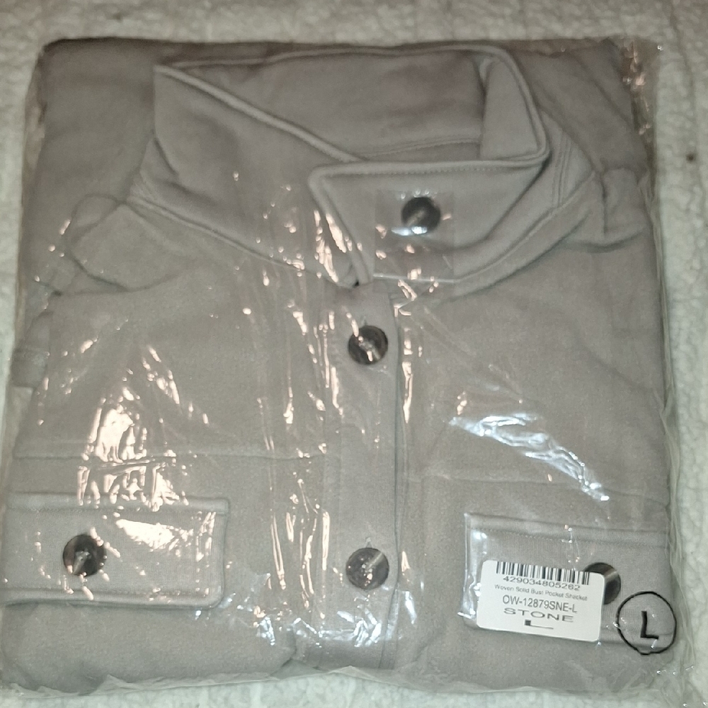 AMARYLLIS Louvre  Button-Up Shacket in Stone - Picture 8 of 11